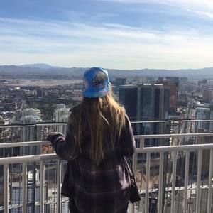 Meet your Posher, Layne